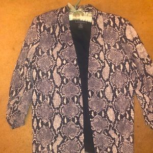 Anime print blazer black and white